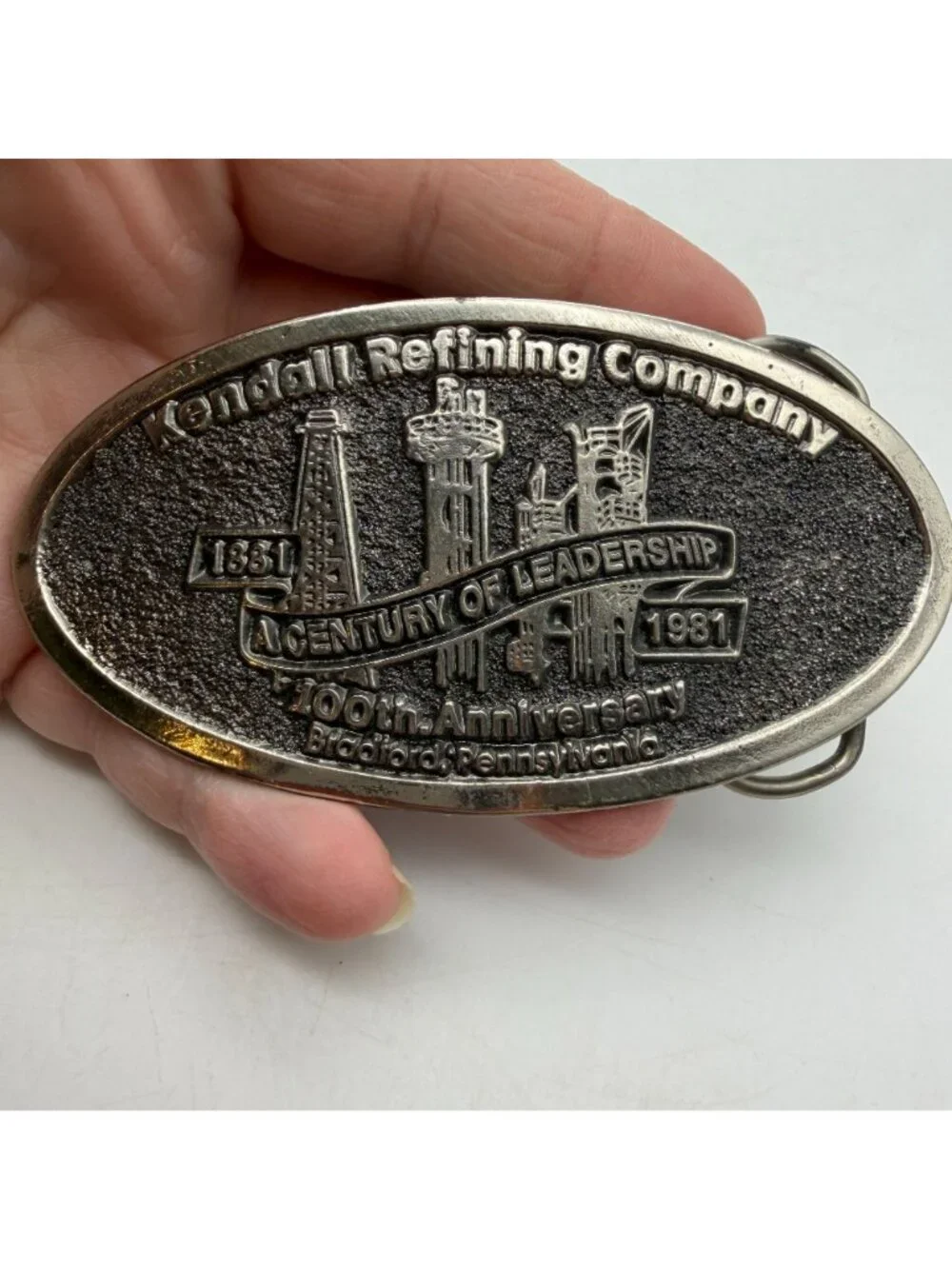 VTG Kendall Refining Oil company belt buckle 1981 limited edition